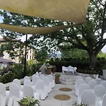 Olajauregi מלון