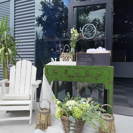 欧莱尔尤吉酒店 酒店