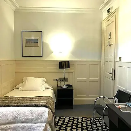 Olajauregi 3*