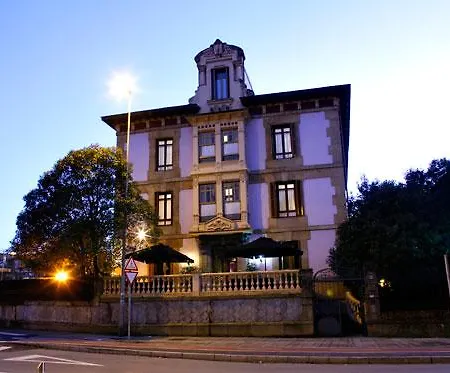 Hotel Olajauregi 3*