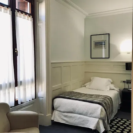 Hotel Olajauregi